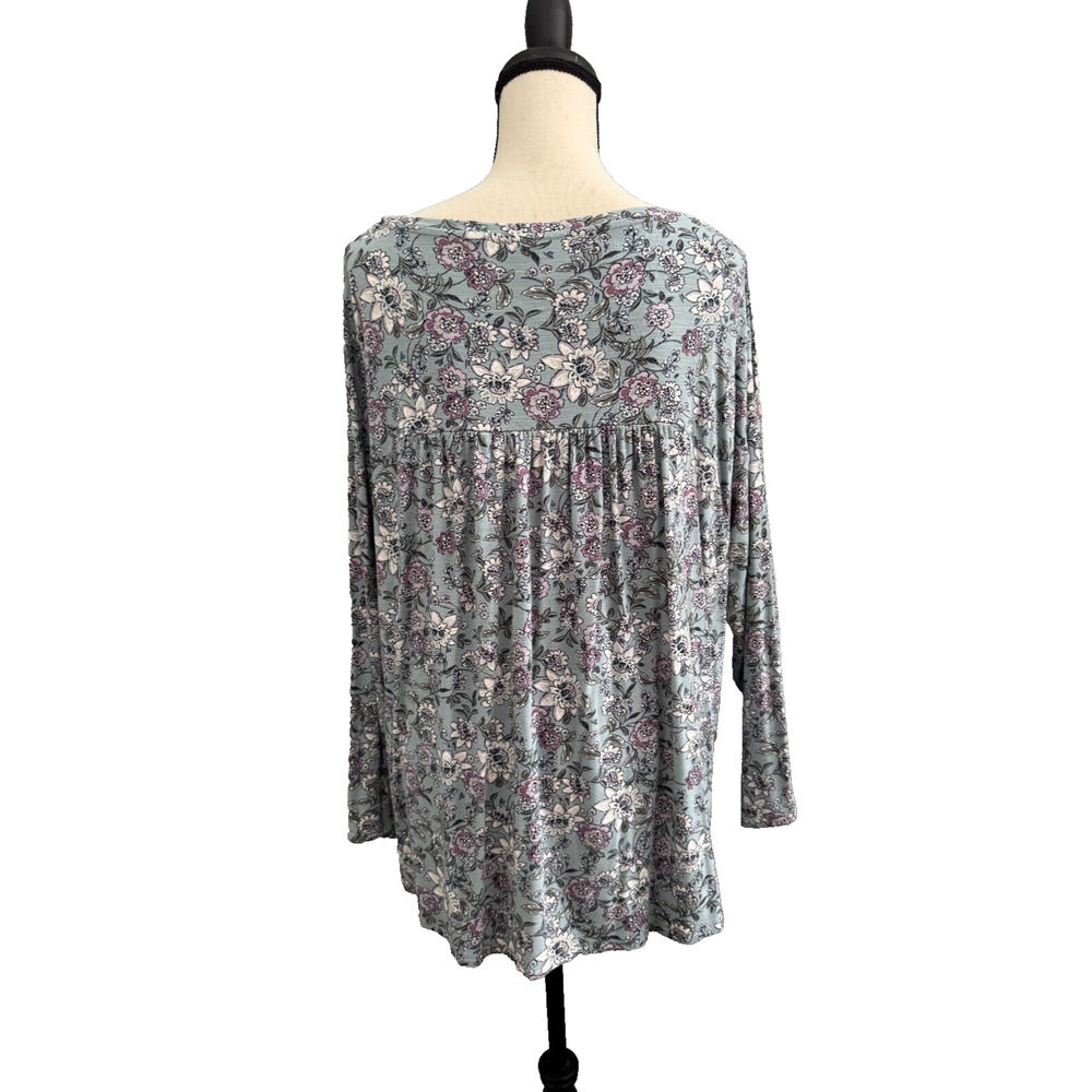 J.Jill Size XL Long Sleeve w/ stretch Blue Floral Print Knit Blouse - Picture 2 of 8
